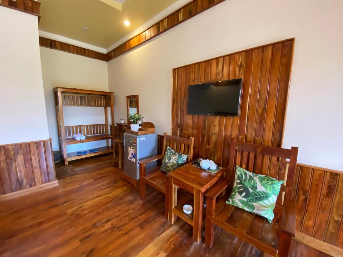 Lien Tho Hotel 3*